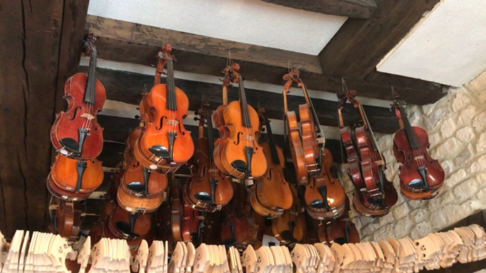 Journées des métiers d'art : un luthier ouvre ses portes