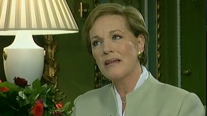 "Breakfast with Frost" - Julie Andrews (2003)