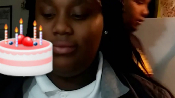 JUST A QUICK HAPPY BIRTHDAY TO KAYLA_ BIRTHDAY CAKE _MUKBANG _ EATING SHOW-2EqSyxf