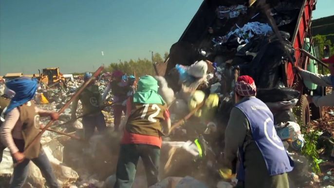 Teaser of the upcoming documentary film "Landfill Harmonic" http://BestDramaTv.Net