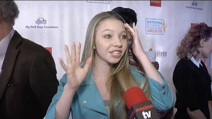 Elise Luthman Interview | 2014 Celebrity Stuff-a-Thon | Red Carpet | #DeadtimeStories