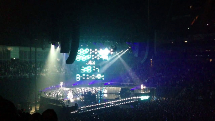 Muse - Undisclosed Desires - London O2 Arena - 10/27/2012