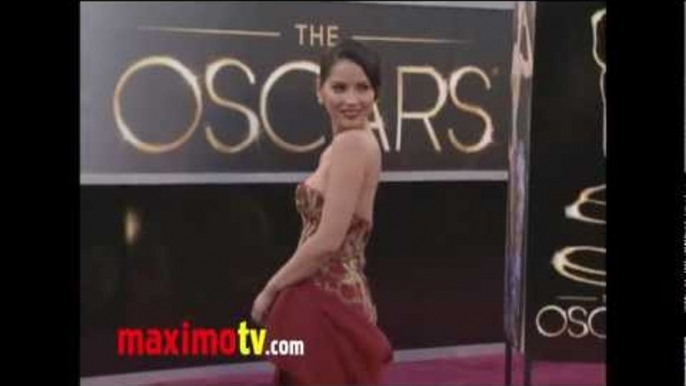 Olivia Munn at Oscars 2013 Red Carpet Fashion Arrivals