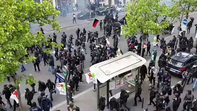 Paris : violents affrontements entre casseurs et CRS en marge des manifestations