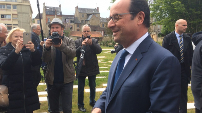 François Hollande s'exprime sur le débat Macron-Le Pen