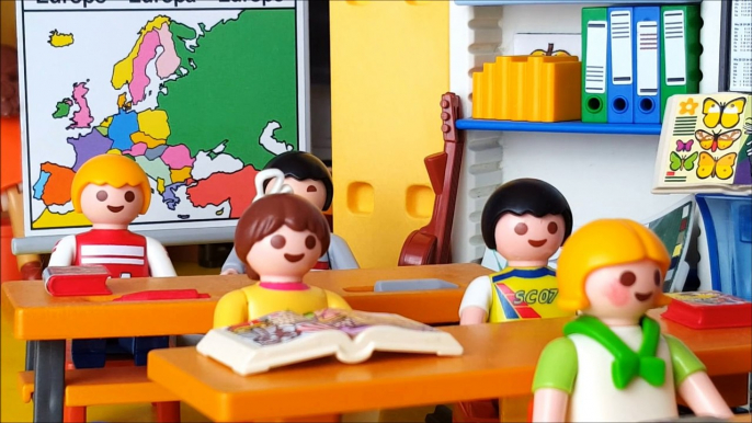 Playmobil Film - ÜBERFALL - ANGST IN DER SCHULE ! ! ! - Playmobil Serie Tim deutsch  Kinderfilm