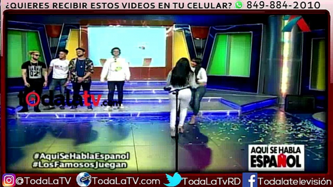 Los Famosos Juegan-Aquí se habla español-Video