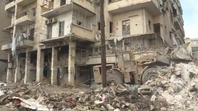 Syria army, civilians reclaim ruined Aleppo stree33ts[1