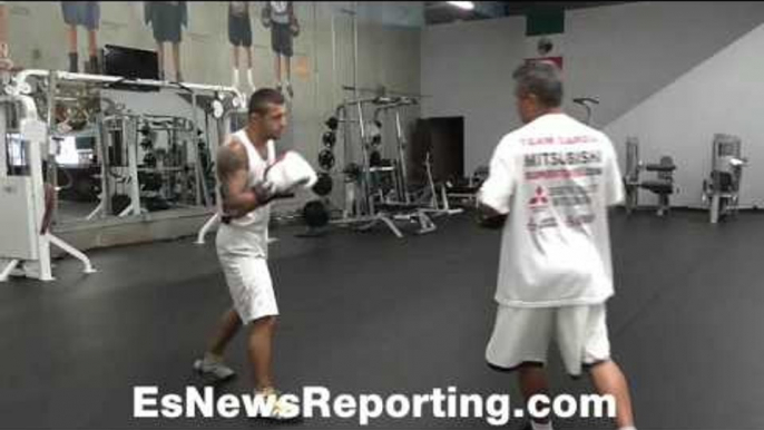 Kickboxing champ Enrike Gogohia boxing -EsNews Boxing