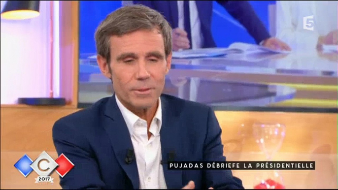 Écarté du 20H de France 2, David Pujadas en faisait encore la promo vendredi en évoquant "les bonnes audiences"