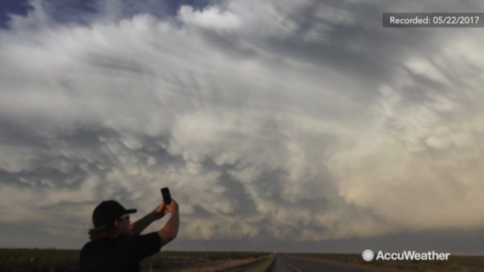 Reed Timmer records funnel cloud forming over Roswell