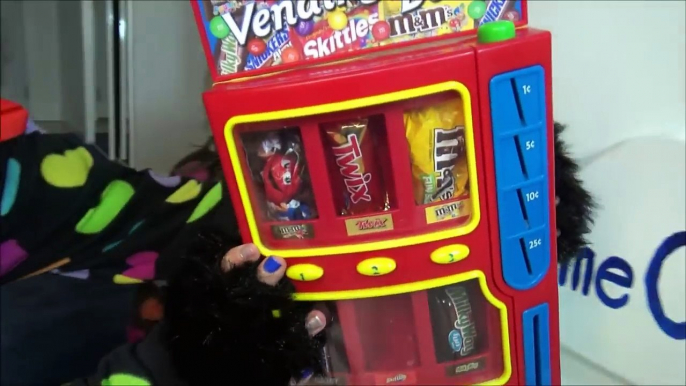 Bad Baby Kitty Victoria Puppy Annabelle Candy Machine Bloody Tooth Toy Freaks Hidden Egg