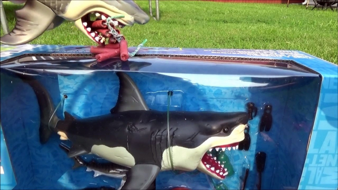 Sharks Unboxing Shark Toy Animal Planet Mega Great White & Orca Killer Whale