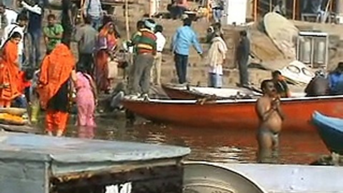 Ganga Bath-Kashi Tirtha