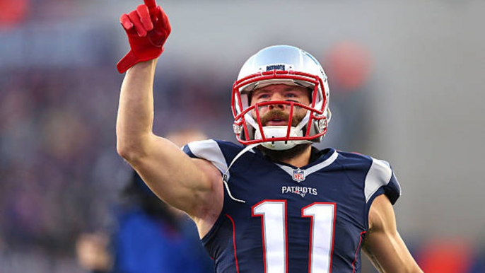 Julian Edelman signs extension with New England Patriots