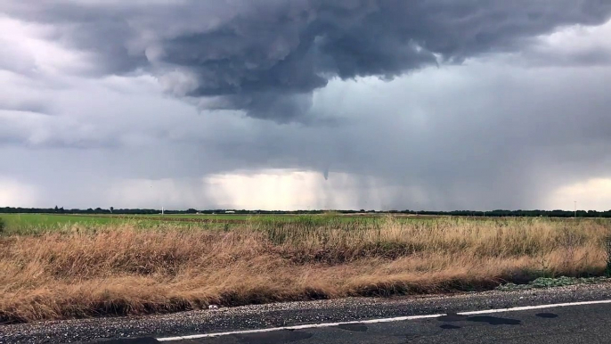 Enorme orage au dessus de la caroline du nord ! IMPRESSIONANT !