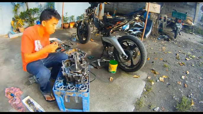 333.How to Remove Motorcycle Engine in 5 MINUTES!