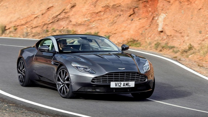 2017 Aston Martin Vanquish S vs Aston Martin DB11 2017