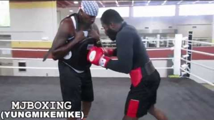 boxing superstar adrien broner light mitt workout for the media - EsNews boxing