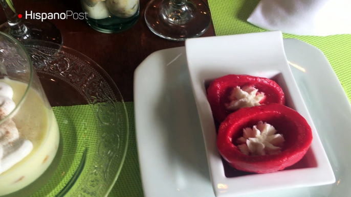 Postres venezolanos en las mesas de restaurantes