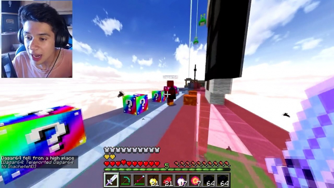 BATALLA de LUCKY BLOCKS ARCOIRIS RAINBOW (Minecraft Lucky Block Race)