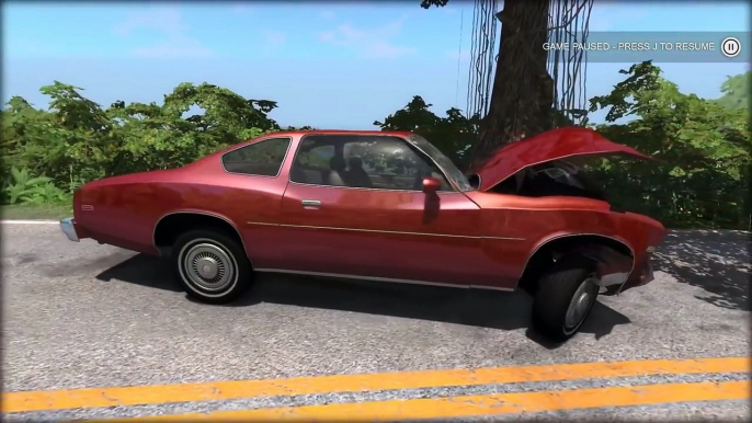 Para y coches de pruebas de choque juego, camiones rompen el coche de policía raza chicos de accidentes