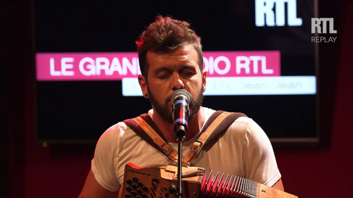 Claudio Capéo - Un homme debout (Live) Le Grand Studio RTL