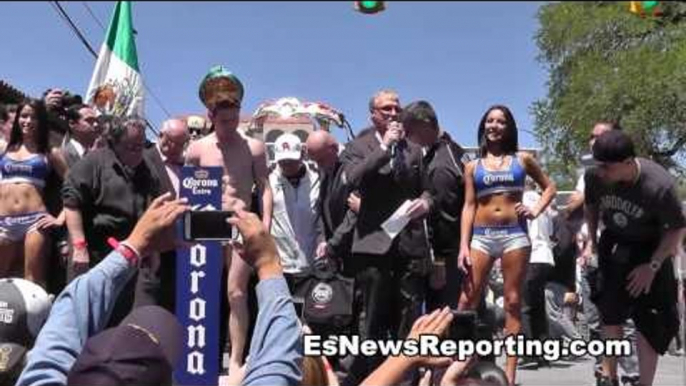 canelo alvarez vs austin trout full weigh in and faceoff - EsNews Boxing