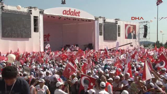 Maltepe Miting Alanında Konser Coşkusu