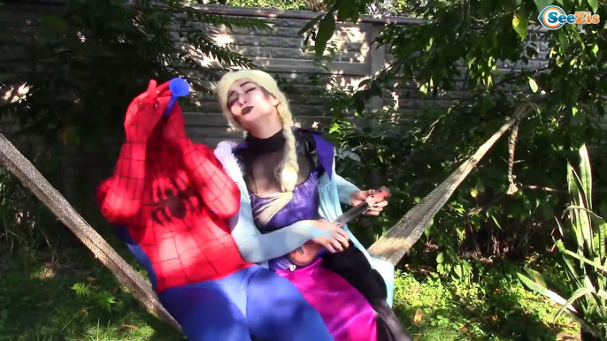 Frozen Elsa & Spiderman vs EVIL ELSA Princess Anna, Joker, Maleficent, Hulk, Superheroes IRL