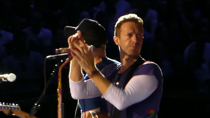 Coldplay "Magic" (Paris - 2017)