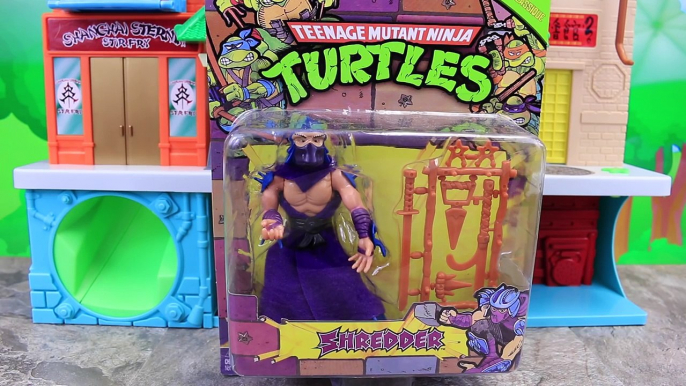 Teenage Mutant Ninja Turtles Classic Vintage Raphael 1988 Toy vs TMNT Raph Fighting Review