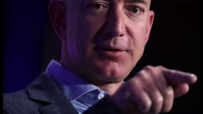 Jeff Bezos (Amazon) devient brièvement l’homme le plus riche du monde