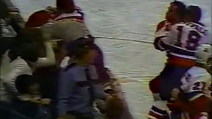 Flyers at Islanders bench clearing brawl Jan 6, 1979