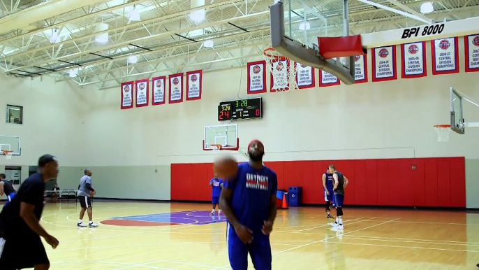 Andre Drummond Crushes Workout