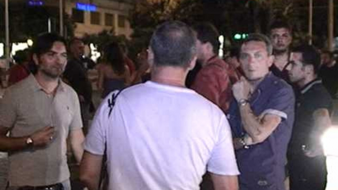 TG 09.07.12 Tensione al Petruzzelli, i dipendenti urlano: "Fuortes a casa"