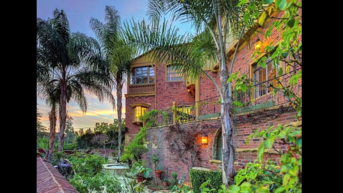 Actor Bela Lugosi (Count Dracula) mansion Lugosi House goes on the market for $3million