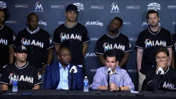 Don Mattingly crying in Miami Marlins press Conference after Jose Fernandezs death