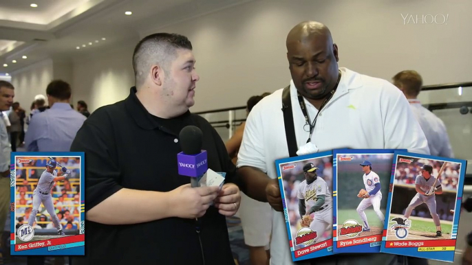 Bobby Bonilla opens 25 year old baseball cards