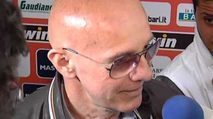 TG 27.04.12 Arrigo Sacchi: "Credete nei giovani (italiani) e abbiate pazienza!"