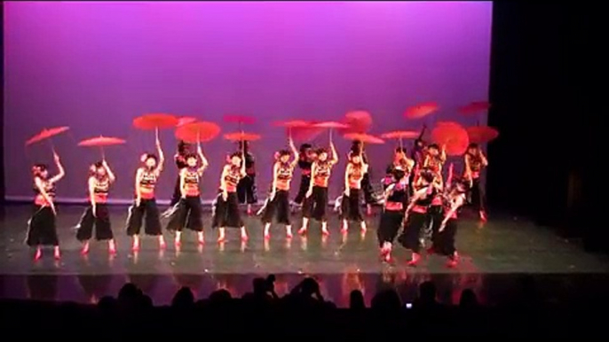 En danza alto rojo Escuela paraguas miao zionsville