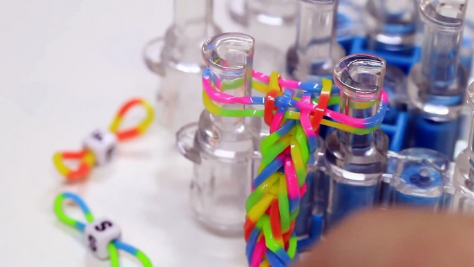 Un et un à un un à bandes bricolage facile métier à tisser arc en ciel sans pour autant 5 bracelets