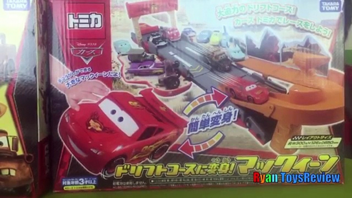 CARS Lightning McQueen Transforming Drift Race Track Takara Tomy Disney Pixar Cars 2 Toys