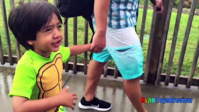 La famille amusement amusement géant de plein air piscine vague Waterpark amusement waterslides ryan toysreview