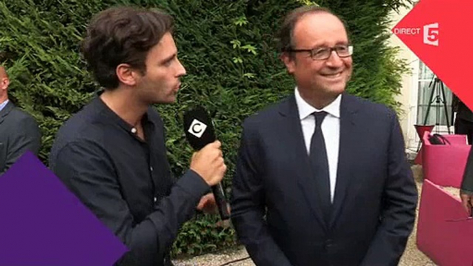 Regardez le message que François Hollande a envoyé à Julie Gayet qui était invitée ce soir de "C à vous"