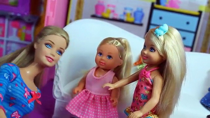 Muñecas vídeos para Barbie piscina de dibujos animados pupsiki con marionetas en la Barbie las niñas de Rusia