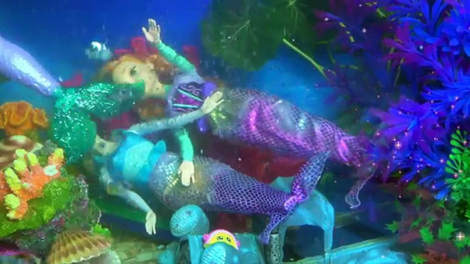 Poupées poisson gelé dans enfants petit magique sirène sirènes nager queues eau vol elsa ariel