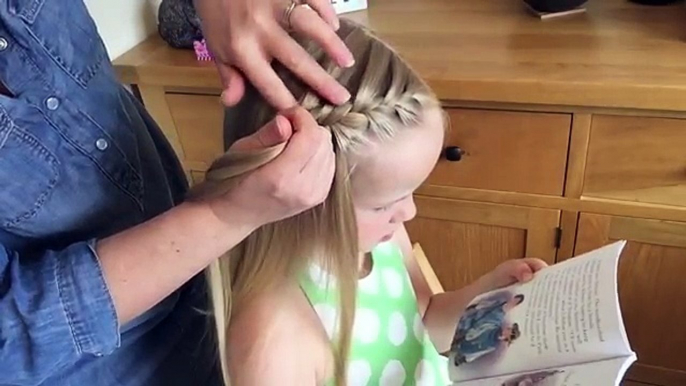 Français spirale chignon cheveux tutoriel par deux petit filles coiffures