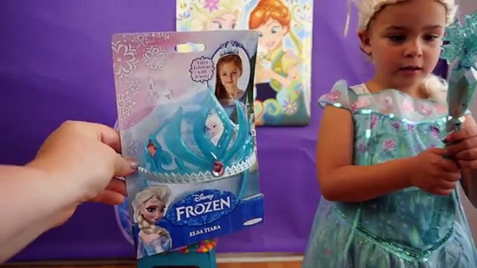 2 Frozen Surprise Eggs Opening + Elsa And Anna Dolls Dress Up In Frozen Fever Costumes - H