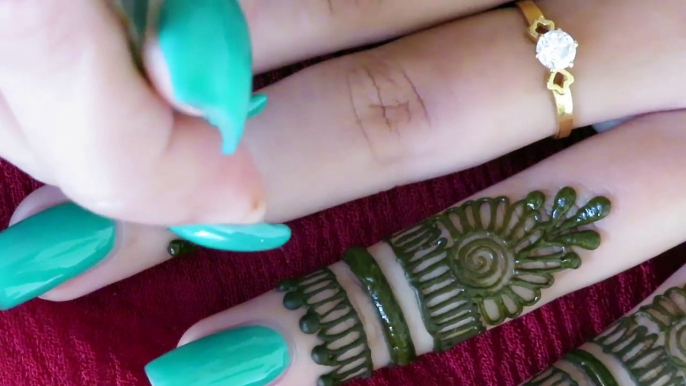 Easy Henna Design for Your Hands